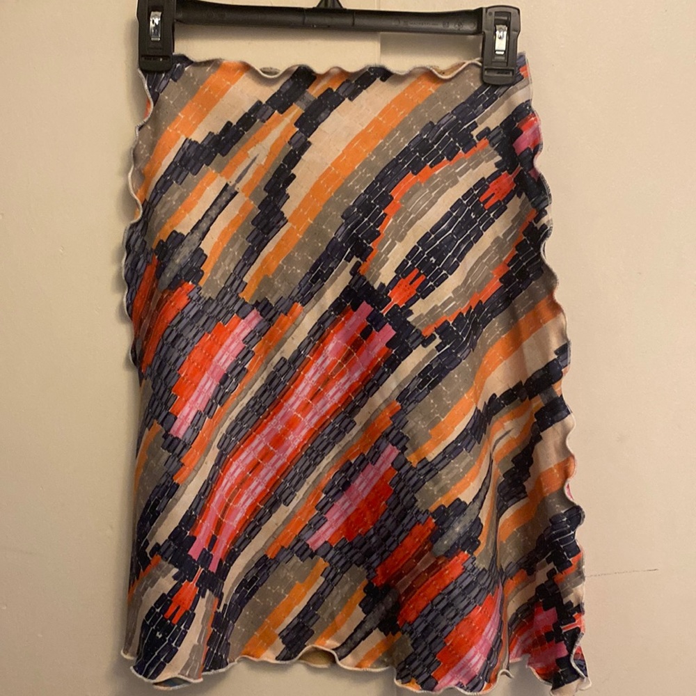 Reversible colorful skirt